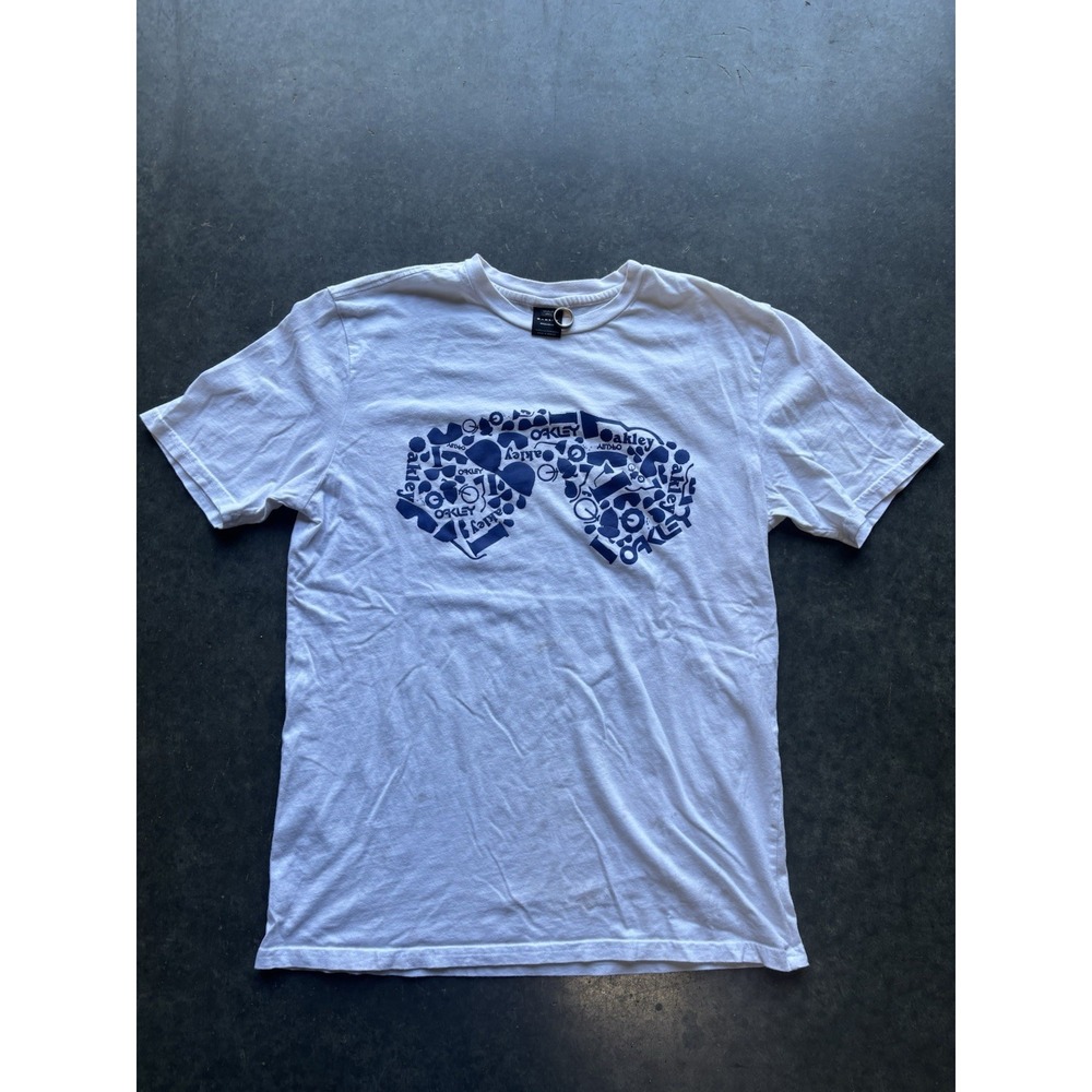 Y2K Oakley Sunglasses Graphic T Shirt Size Medium